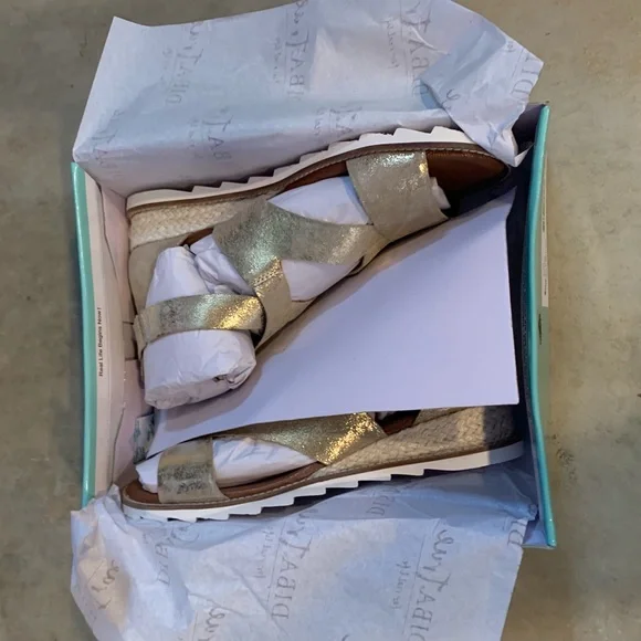 Diba Shoes - Picture 8 of 10